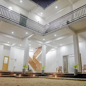 Hostel Araliya Lagoon Park Negombo